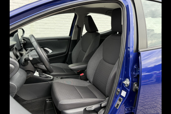 Toyota Yaris 1.5 Hybrid Team D | CarPlay | Camera | ACC | LED | DAB+ | 16 inch