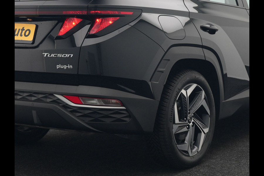 Hyundai Tucson 1.6 T-GDI Comfort 4WD Plug In Hybrid 266pk Dealer O.H PHEV | Camera | Cruise Control | Apple Carplay | Virtual | DAB | Lane Assist | Navigatie |