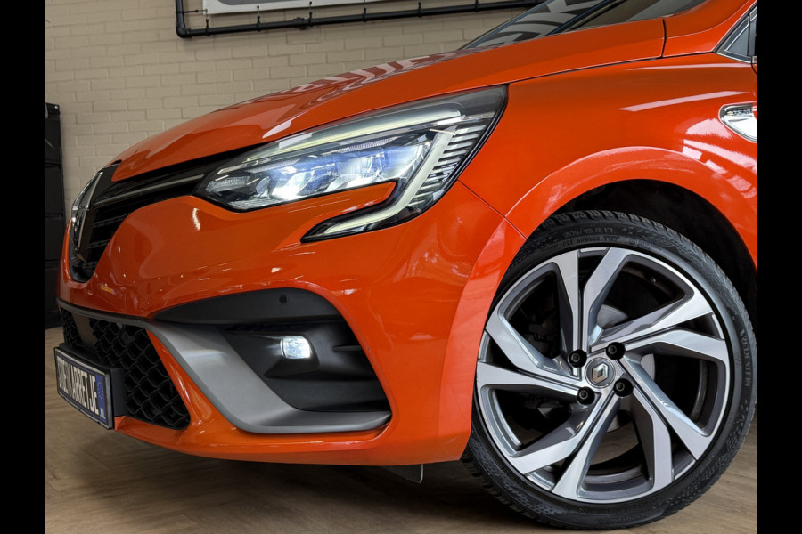 Renault Clio 1.0 TCe 100 R.S. Line | Groot Navi | 17" | Carplay | Camera | Led | PDC V+A | Keurig nette goed onderhouden Renault Clio!