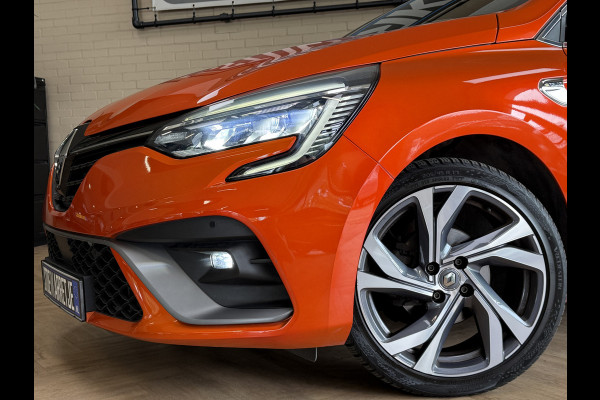 Renault Clio 1.0 TCe 100 R.S. Line | Groot Navi | 17" | Carplay | Camera | Led | PDC V+A | Keurig nette goed onderhouden Renault Clio!