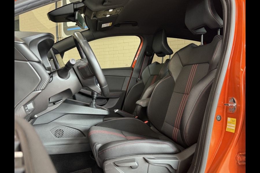 Renault Clio 1.0 TCe 100 R.S. Line | Groot Navi | 17" | Carplay | Camera | Led | PDC V+A | Keurig nette goed onderhouden Renault Clio!