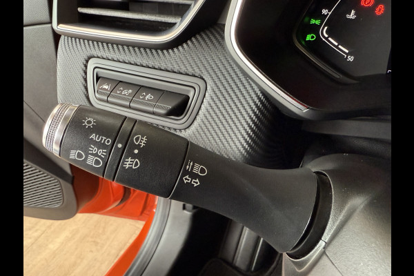 Renault Clio 1.0 TCe 100 R.S. Line | Groot Navi | 17" | Carplay | Camera | Led | PDC V+A | Keurig nette goed onderhouden Renault Clio!