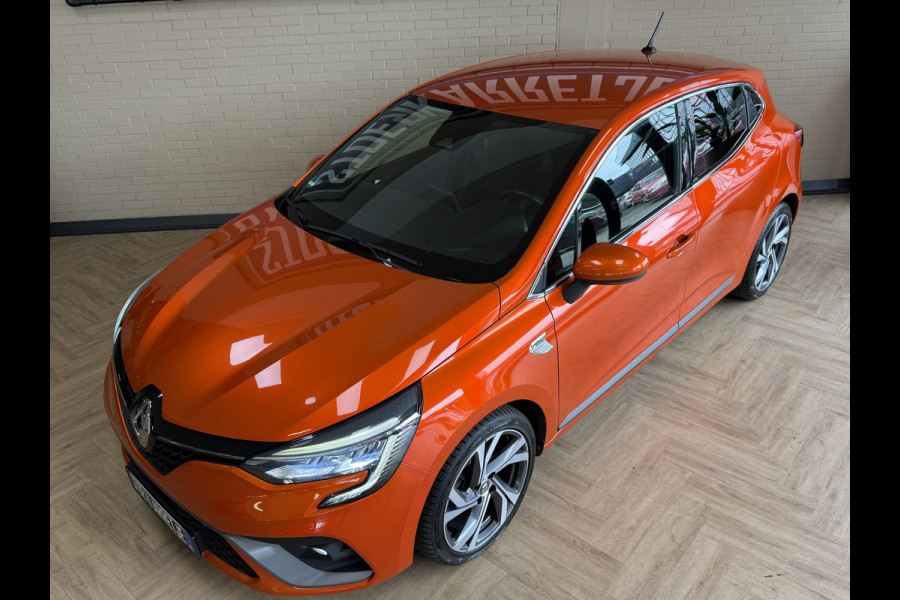 Renault Clio 1.0 TCe 100 R.S. Line | Groot Navi | 17" | Carplay | Camera | Led | PDC V+A | Keurig nette goed onderhouden Renault Clio!