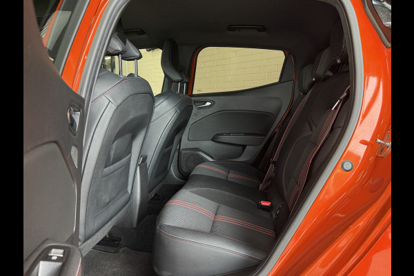 Renault Clio 1.0 TCe 100 R.S. Line | Groot Navi | 17" | Carplay | Camera | Led | PDC V+A | Keurig nette goed onderhouden Renault Clio!