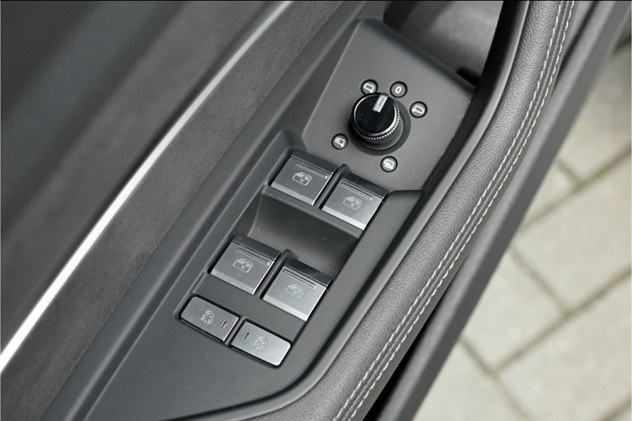 Audi e-tron 50 Quattro Launch ed S 71 kWh Luchtvering B&O 360° Black Pack Trekhaak