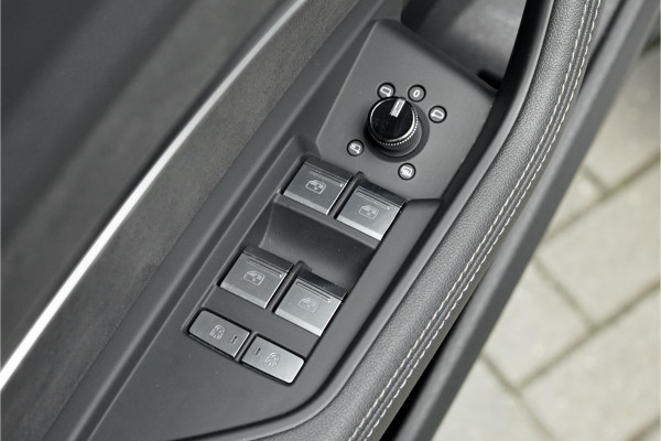Audi e-tron 50 Quattro Launch ed S 71 kWh Luchtvering B&O 360° Black Pack Trekhaak