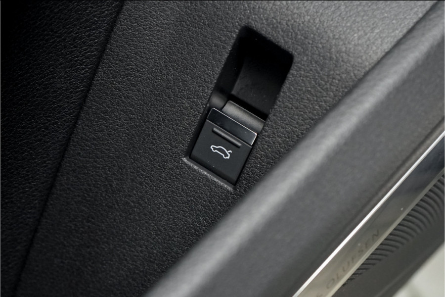 Audi e-tron 50 Quattro Launch ed S 71 kWh Luchtvering B&O 360° Black Pack Trekhaak