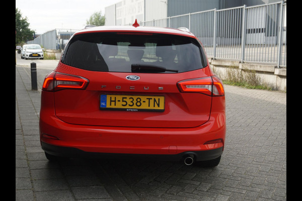 Ford FOCUS Wagon 1.0 EcoB.125PK Titanium Bus. DesignPack/17Inch. LED Koplampen.