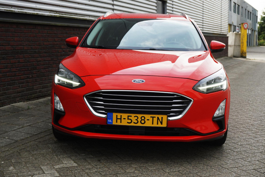 Ford FOCUS Wagon 1.0 EcoB.125PK Titanium Bus. DesignPack/17Inch. LED Koplampen.