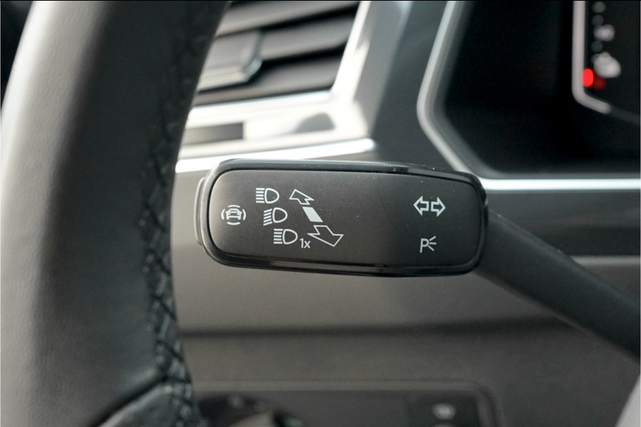 Volkswagen Tiguan 1.4 TSI eHybrid R-Line Black Style HUD 20" Suzuka