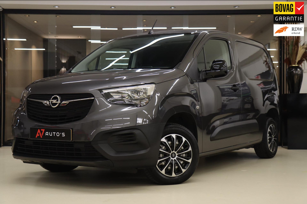 Opel Combo 1.5D L1H1 Edition Navi / Parkeersensoren / carplay / airco / Cruise Control