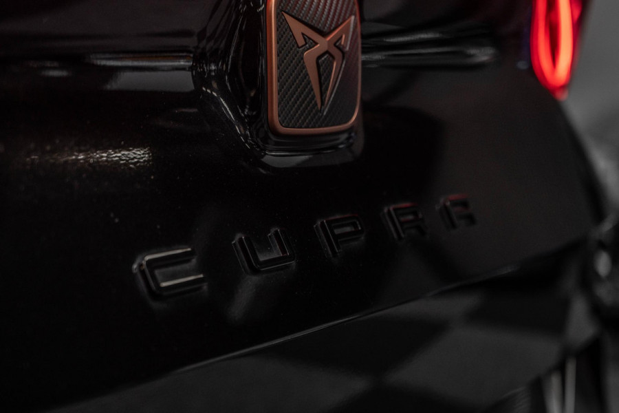 CUPRA Formentor 1.4 e-Hybrid VZ Performance | Camera | Keyles