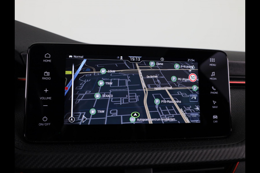 Škoda Kamiq 1.0 TSI Monte Carlo 115 pk Automaat (DSG) | Verlengde garantie | Navigatie | Panoramadak | Parkeersensoren | Achteruitrijcamera | Adaptieve cruise control |