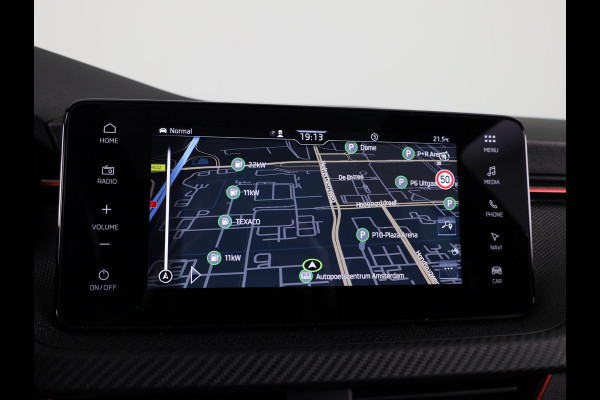 Škoda Kamiq 1.0 TSI Monte Carlo 115 pk Automaat (DSG) | Verlengde garantie | Navigatie | Panoramadak | Parkeersensoren | Achteruitrijcamera | Adaptieve cruise control |
