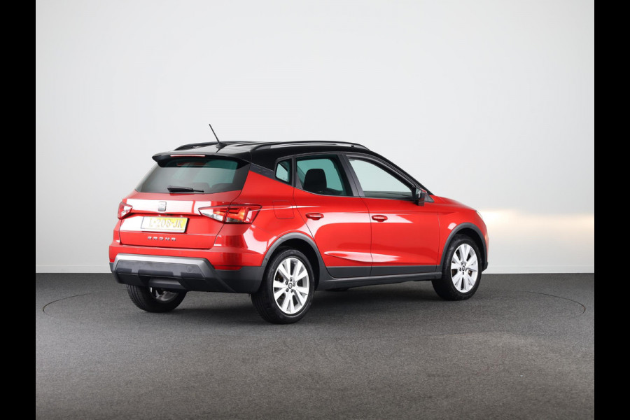 Seat Arona 1.0 TSI Style Business Intense 110 pk | Navigatie | Parkeersensoren (Park assist) | Achteruitrijcamera | Adaptieve cruise control | Apple Carplay/Android Auto |
