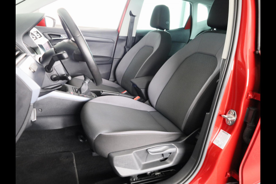Seat Arona 1.0 TSI Style Business Intense 110 pk | Navigatie | Parkeersensoren (Park assist) | Achteruitrijcamera | Adaptieve cruise control | Apple Carplay/Android Auto |