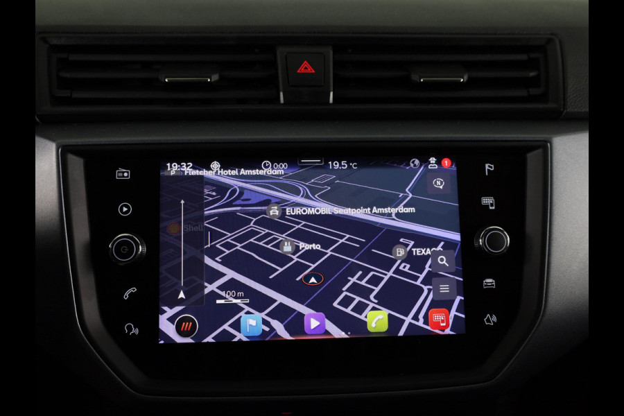 Seat Arona 1.0 TSI Style Business Intense 110 pk | Navigatie | Parkeersensoren (Park assist) | Achteruitrijcamera | Adaptieve cruise control | Apple Carplay/Android Auto |