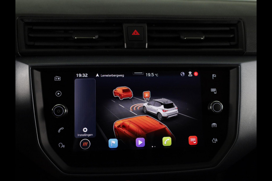 Seat Arona 1.0 TSI Style Business Intense 110 pk | Navigatie | Parkeersensoren (Park assist) | Achteruitrijcamera | Adaptieve cruise control | Apple Carplay/Android Auto |