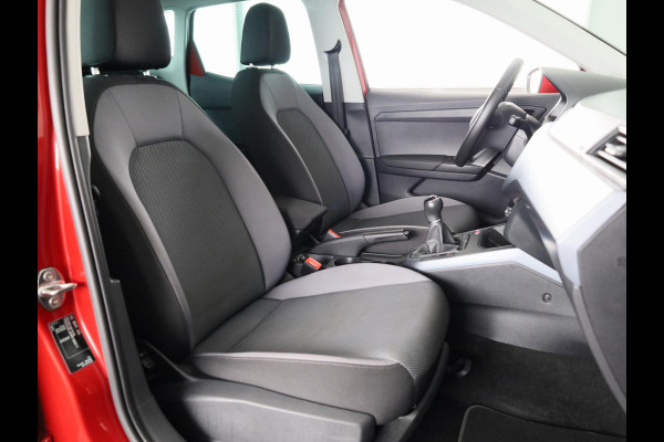 Seat Arona 1.0 TSI Style Business Intense 110 pk | Navigatie | Parkeersensoren (Park assist) | Achteruitrijcamera | Adaptieve cruise control | Apple Carplay/Android Auto |