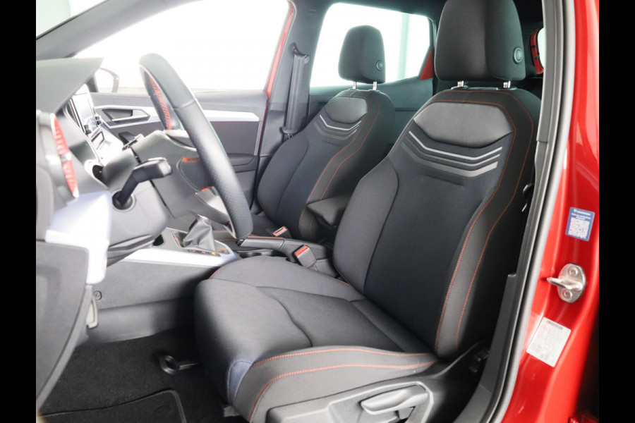 Seat Arona 1.0 TSI FR 95 pk | Verlengde garantie | Navigatie via App | Parkeersensoren achter | Cruise control | Apple Carplay/Android Auto | LED koplampen |