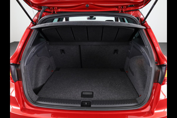 Seat Arona 1.0 TSI FR 95 pk | Verlengde garantie | Navigatie via App | Parkeersensoren achter | Cruise control | Apple Carplay/Android Auto | LED koplampen |