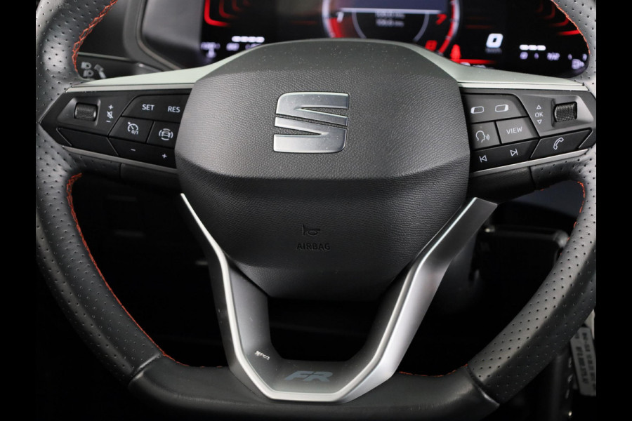 Seat Arona 1.0 TSI FR 95 pk | Verlengde garantie | Navigatie via App | Parkeersensoren achter | Cruise control | Apple Carplay/Android Auto | LED koplampen |