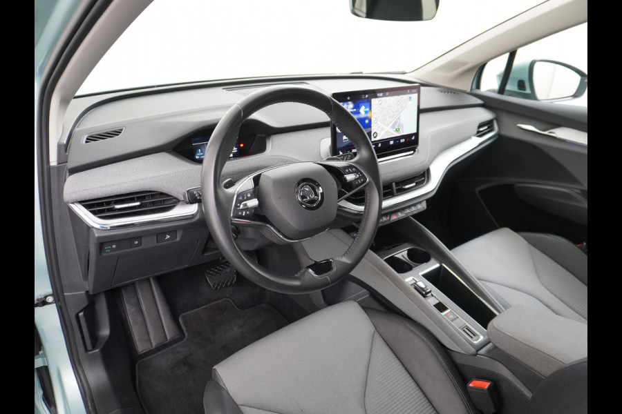 Škoda ENYAQ iV 60 180PK Memory Warmetpomp Stoel+Stuurverwarming Apple Carplay/Androd Auto Navi Ecc Adap.Cruise Control 360°Camera Pdc Lmv 20" L File assistent Dab Elek.Achterklep Keyless advanced Bluetooth Rijstrooksensor Connected services 1.000KG trekgewicht 1e Eigenaar Origineel Nederlandse Auto Nieuwprijs €47.965!
