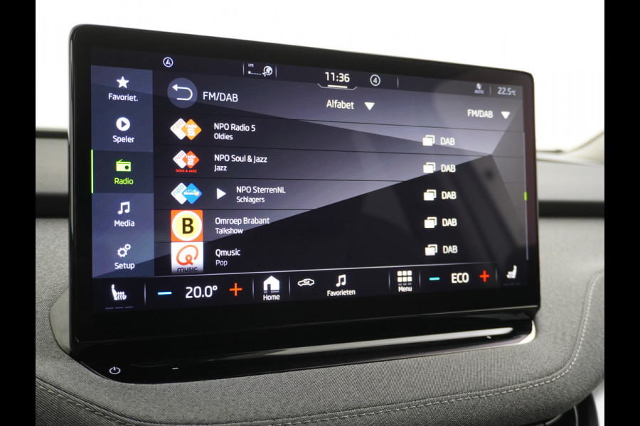 Škoda ENYAQ iV 60 180PK Memory Warmetpomp Stoel+Stuurverwarming Apple Carplay/Androd Auto Navi Ecc Adap.Cruise Control 360°Camera Pdc Lmv 20" L File assistent Dab Elek.Achterklep Keyless advanced Bluetooth Rijstrooksensor Connected services 1.000KG trekgewicht 1e Eigenaar Origineel Nederlandse Auto Nieuwprijs €47.965!