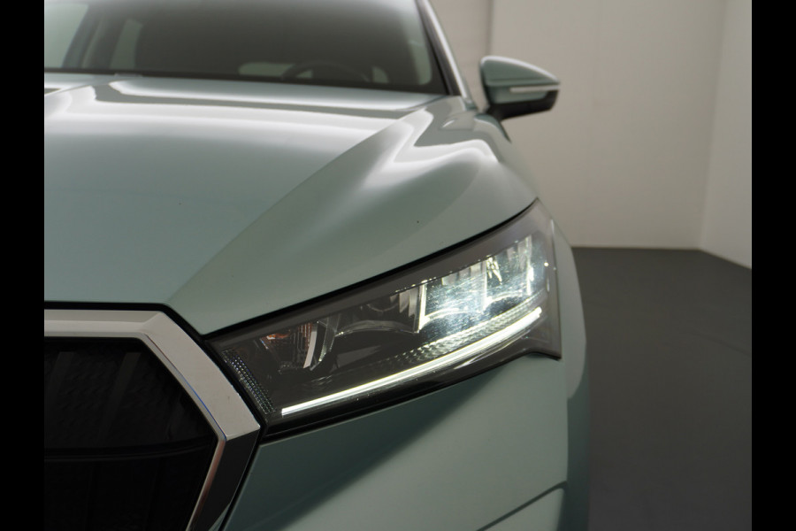 Škoda ENYAQ iV 60 180PK Memory Warmetpomp Stoel+Stuurverwarming Apple Carplay/Androd Auto Navi Ecc Adap.Cruise Control 360°Camera Pdc Lmv 20" L File assistent Dab Elek.Achterklep Keyless advanced Bluetooth Rijstrooksensor Connected services 1.000KG trekgewicht 1e Eigenaar Origineel Nederlandse Auto Nieuwprijs €47.965!