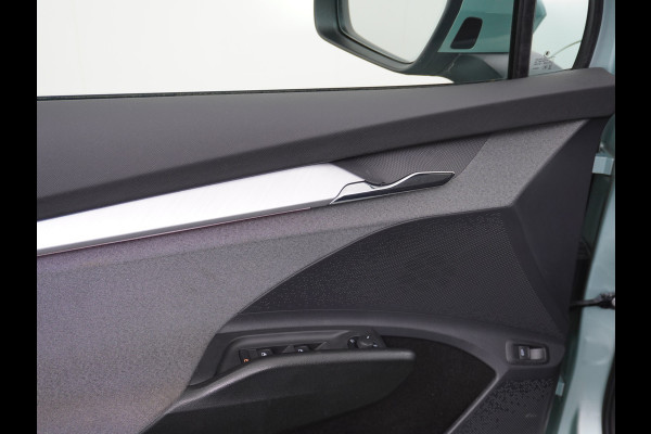Škoda ENYAQ iV 60 180PK Memory Warmetpomp Stoel+Stuurverwarming Apple Carplay/Androd Auto Navi Ecc Adap.Cruise Control 360°Camera Pdc Lmv 20" L File assistent Dab Elek.Achterklep Keyless advanced Bluetooth Rijstrooksensor Connected services 1.000KG trekgewicht 1e Eigenaar Origineel Nederlandse Auto Nieuwprijs €47.965!