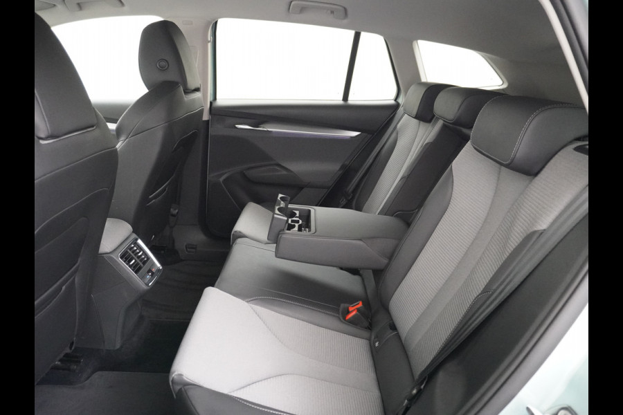 Škoda ENYAQ iV 60 180PK Memory Warmetpomp Stoel+Stuurverwarming Apple Carplay/Androd Auto Navi Ecc Adap.Cruise Control 360°Camera Pdc Lmv 20" L File assistent Dab Elek.Achterklep Keyless advanced Bluetooth Rijstrooksensor Connected services 1.000KG trekgewicht 1e Eigenaar Origineel Nederlandse Auto Nieuwprijs €47.965!