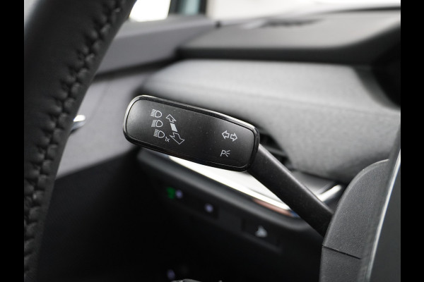 Škoda ENYAQ iV 60 180PK Memory Warmetpomp Stoel+Stuurverwarming Apple Carplay/Androd Auto Navi Ecc Adap.Cruise Control 360°Camera Pdc Lmv 20" L File assistent Dab Elek.Achterklep Keyless advanced Bluetooth Rijstrooksensor Connected services 1.000KG trekgewicht 1e Eigenaar Origineel Nederlandse Auto Nieuwprijs €47.965!