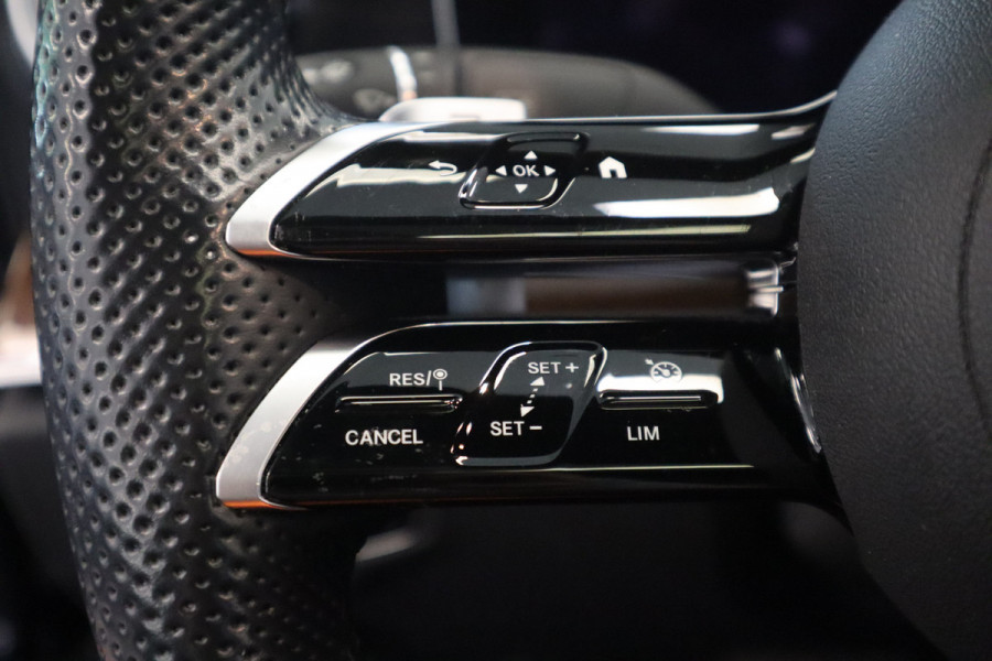 Mercedes-Benz E-Klasse 300 e AMG Line PDC ACC Schuifkanteldak 360 Camera 19''lm
