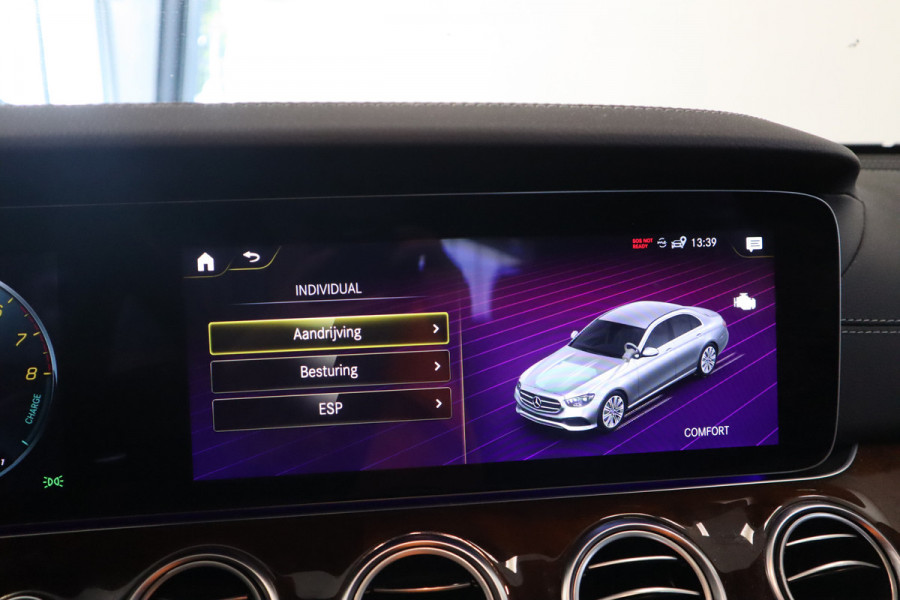 Mercedes-Benz E-Klasse 300 e AMG Line PDC ACC Schuifkanteldak 360 Camera 19''lm