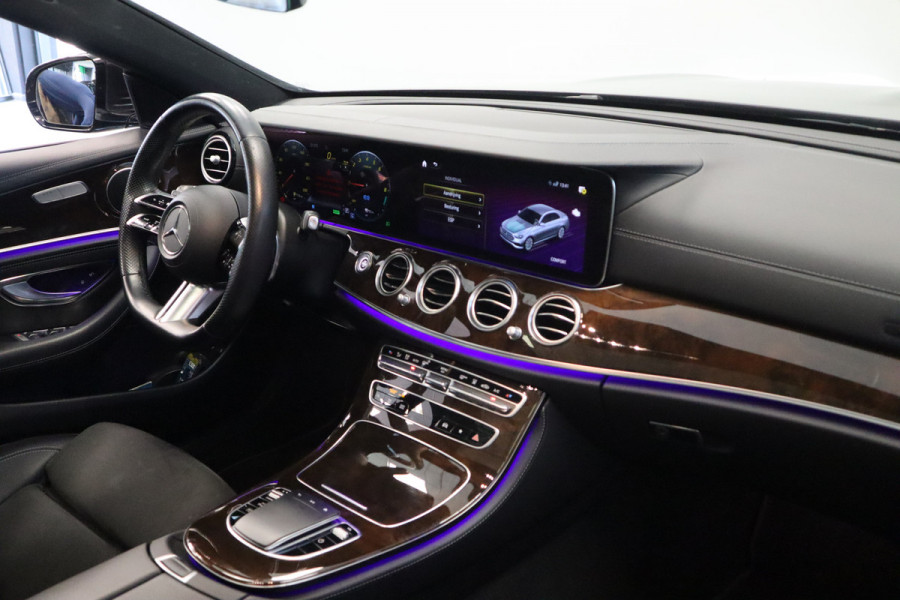 Mercedes-Benz E-Klasse 300 e AMG Line PDC ACC Schuifkanteldak 360 Camera 19''lm