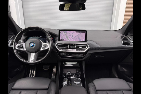 BMW X3 XDrive30e High Executive Pano/HuD/Sfeer/Dodehoek