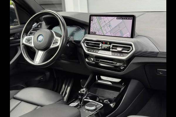 BMW X3 XDrive30e High Executive Pano/HuD/Sfeer/Dodehoek