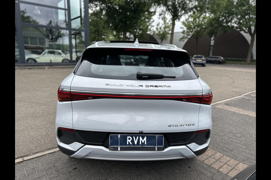 BYD ATTO 3 Design Complete Auto | Panoramadak | Elektrische Kofferbak | 360° Camera | Rijklaar incl. Fabrieksgarantie t/m 2029 | Aandrijflijn & Accu tot 2031!