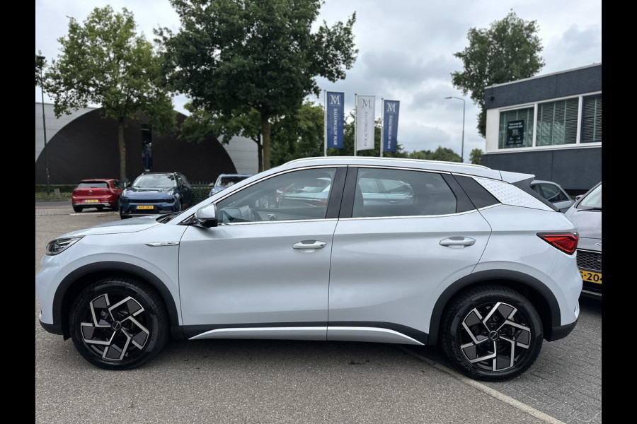 BYD ATTO 3 Design Complete Auto | Panoramadak | Elektrische Kofferbak | 360° Camera | Rijklaar incl. Fabrieksgarantie t/m 2029 | Aandrijflijn & Accu tot 2031!