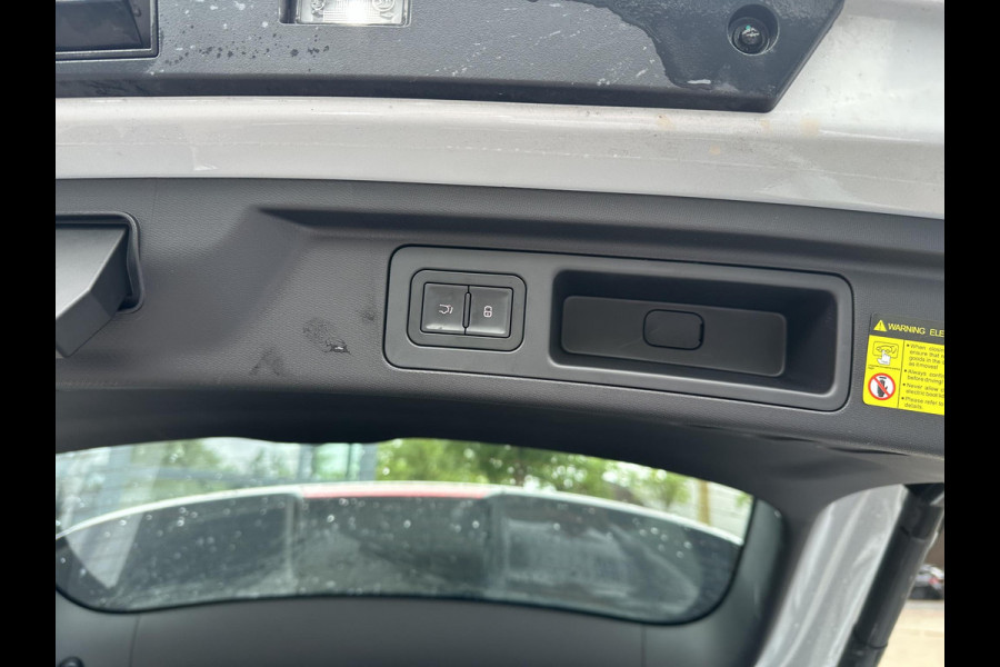 BYD ATTO 3 Design Complete Auto | Panoramadak | Elektrische Kofferbak | 360° Camera | Rijklaar incl. Fabrieksgarantie t/m 2029 | Aandrijflijn & Accu tot 2031!