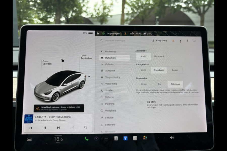 Tesla Model 3 Standard RWD Plus 60 kWh | LFP-accu | Facelift model | Elektrische kofferbak | 19-inch velgen | Panoramadak | Autopilot | Performance spoiler | Rijklaar met 12 maanden BOVAG-garantie