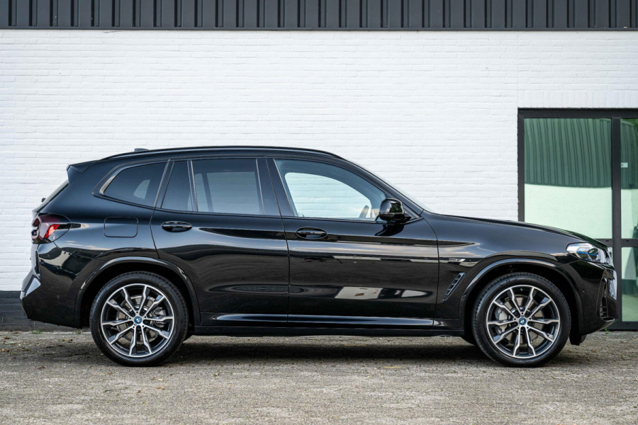 BMW X3 xDrive30e M-Sport Laser Trekhaak Leder 11.561km