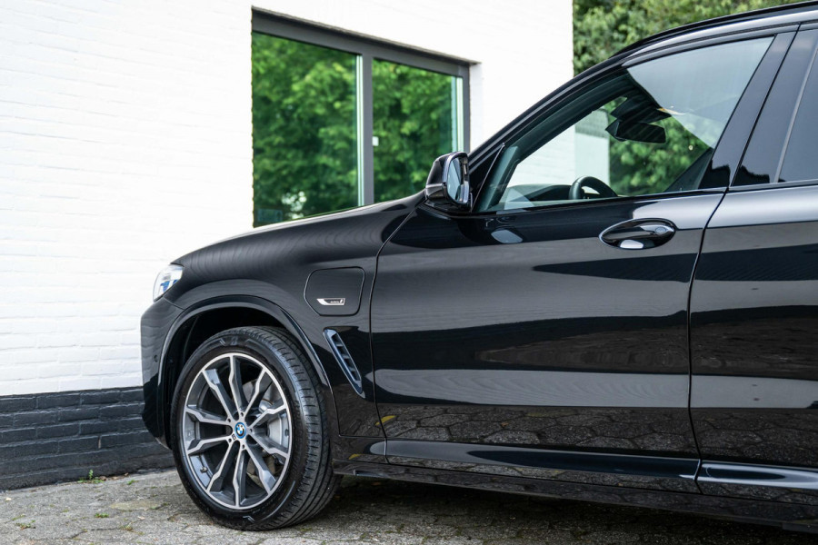 BMW X3 xDrive30e M-Sport Laser Trekhaak Leder 11.561km