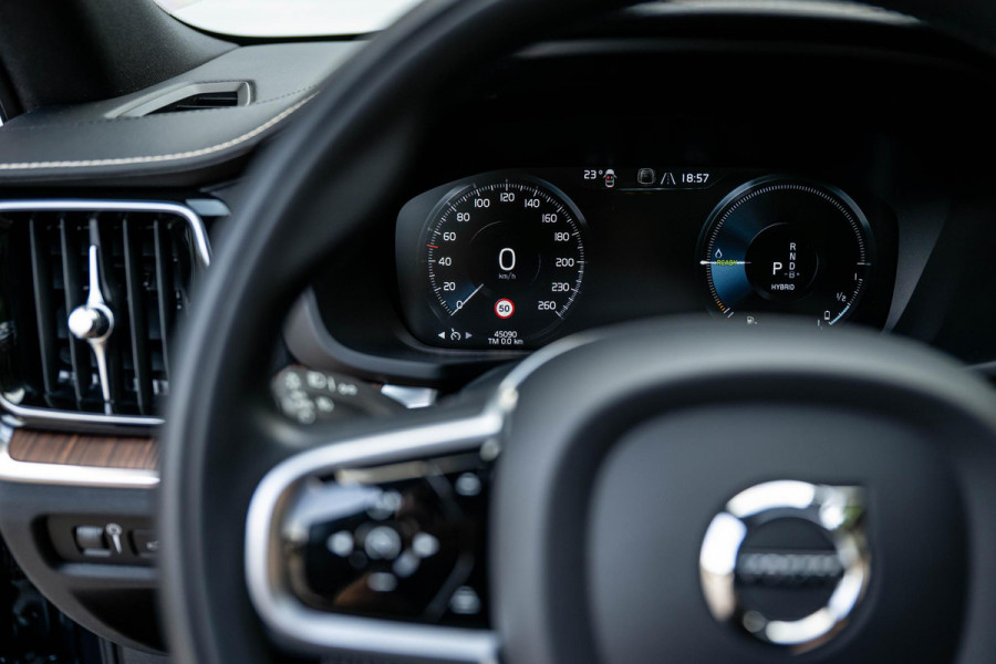 Volvo V60 2.0 T8 Recharge AWD Inscription 455pk LONG RANGE