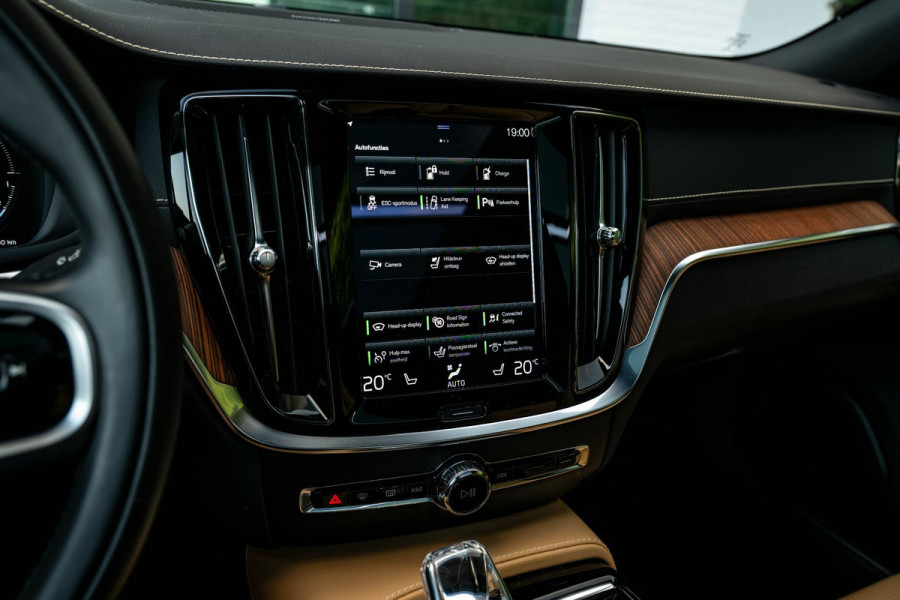 Volvo V60 2.0 T8 Recharge AWD Inscription 455pk LONG RANGE