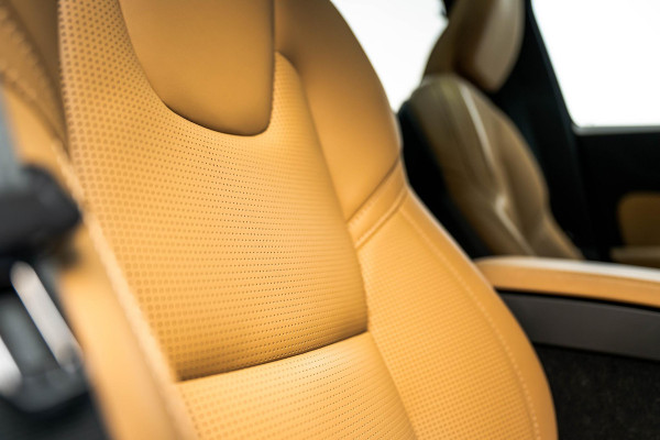 Volvo V60 2.0 T8 Recharge AWD Inscription 455pk LONG RANGE