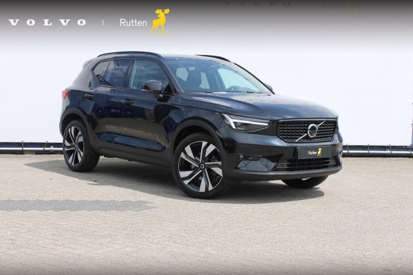 Volvo XC40 B3 177PK Automaat Plus Dark Google infotainment / Draadloos telefoon opladen / Elektrisch bedienbare bestuurdersstoel met geheugen / Adaptieve Cruise Control / Panoramisch schuif-kanteldak