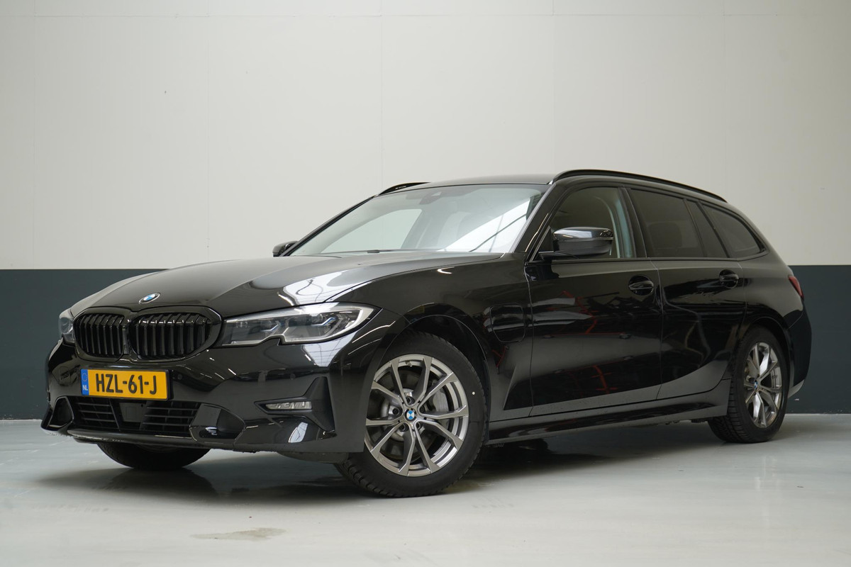 BMW 3 Serie Touring 330e Business Edition Plus | Adaptive cruise | Trekhaak | Sportstoelen | Apple Carplay BMW 3 Serie Touring 330e Business Edition Plus | Adaptive cruise | Trekhaak | Sportstoelen | Apple Carplay