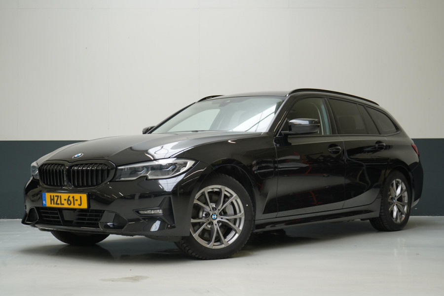 BMW 3 Serie Touring 330e Business Edition Plus | Adaptive cruise | Trekhaak | Sportstoelen | Apple Carplay