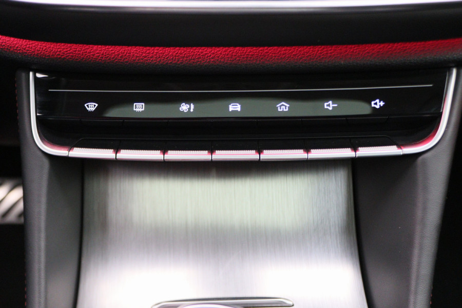 MG EHS 1.5 TGDI Luxury Leer, Panoramadak, 360° Camera, Apple CarPlay, ACC, Keyless, 18''